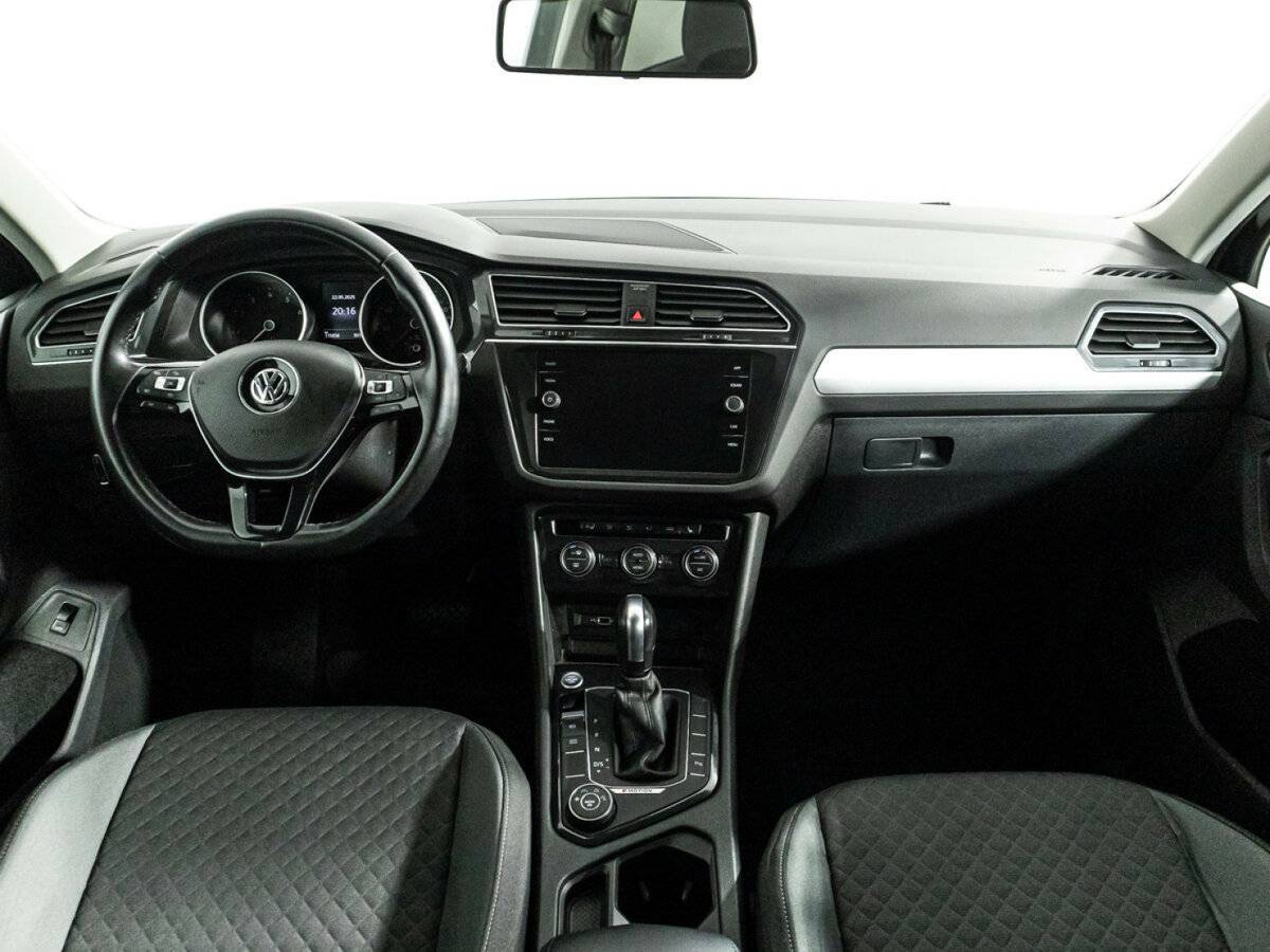 Volkswagen Tiguan, 2020 Фото №13
