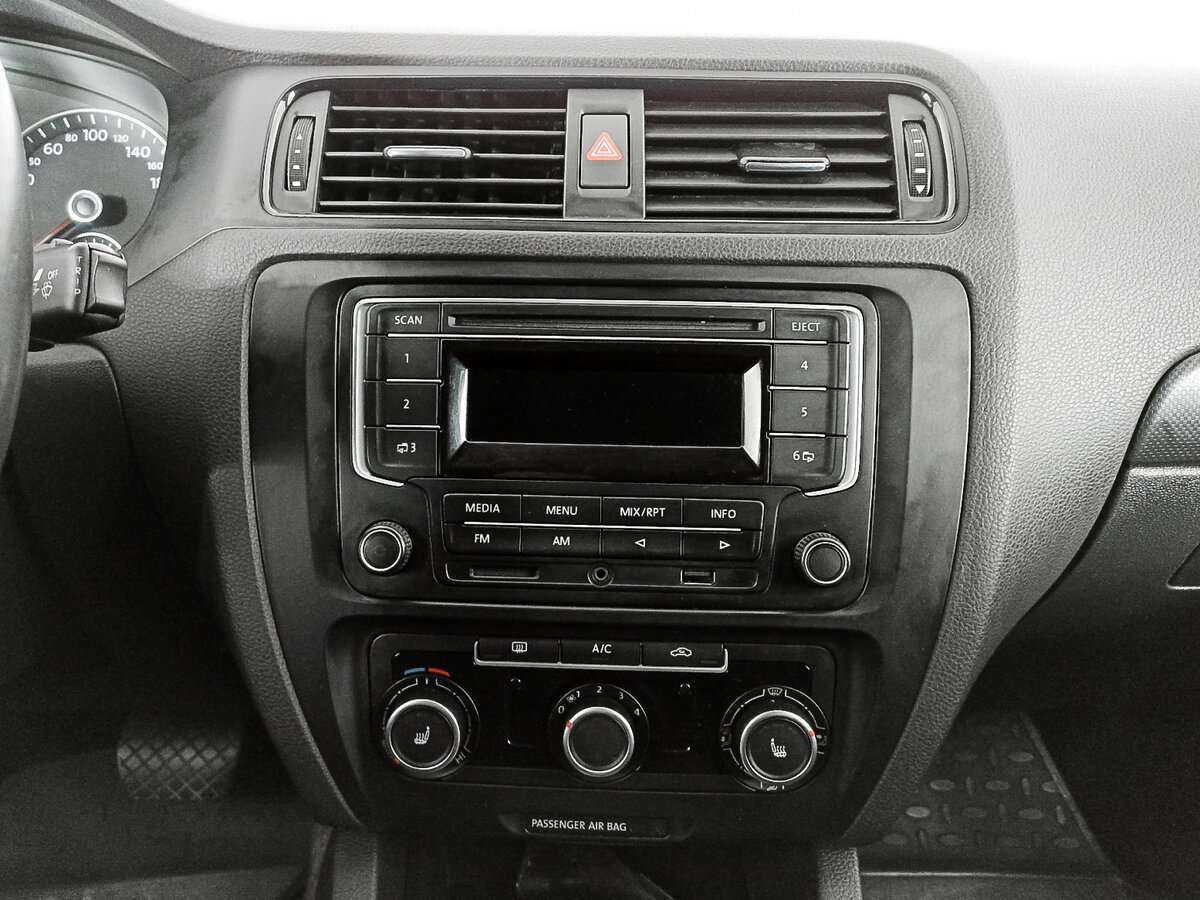 Volkswagen Jetta, 2014 Фото №13