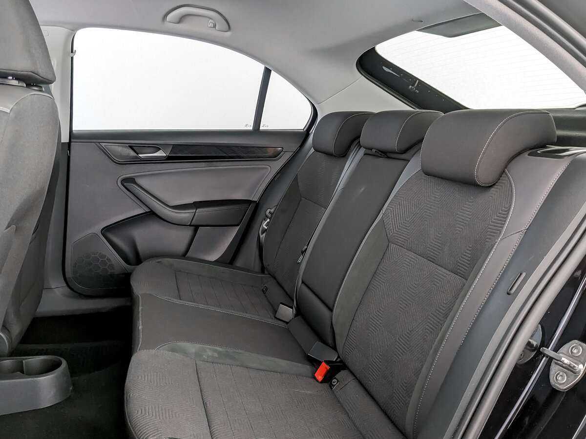 Volkswagen Polo, 2022 Фото №10