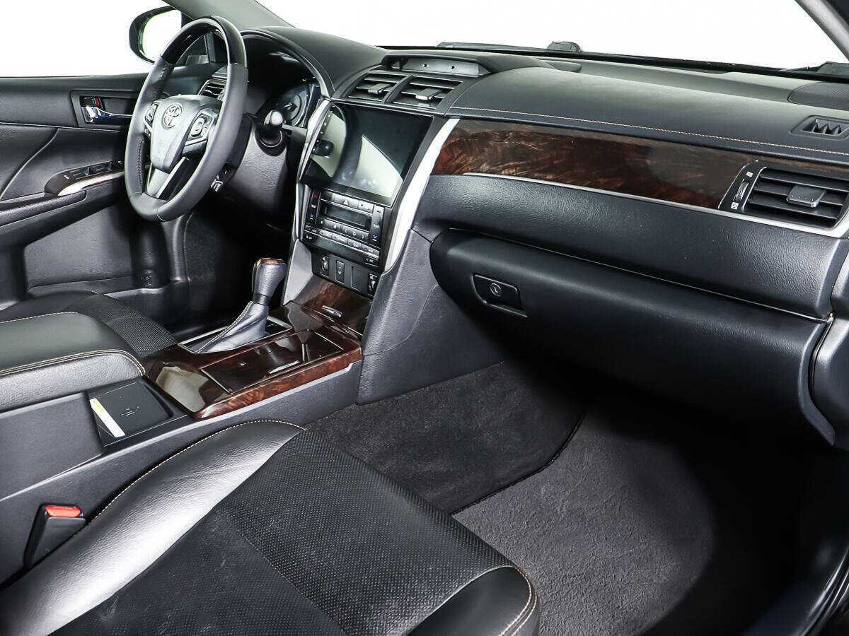 Toyota Camry, 2017 Фото №11