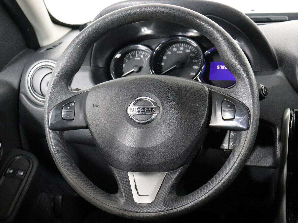 Nissan Terrano, 2017 Фото №13