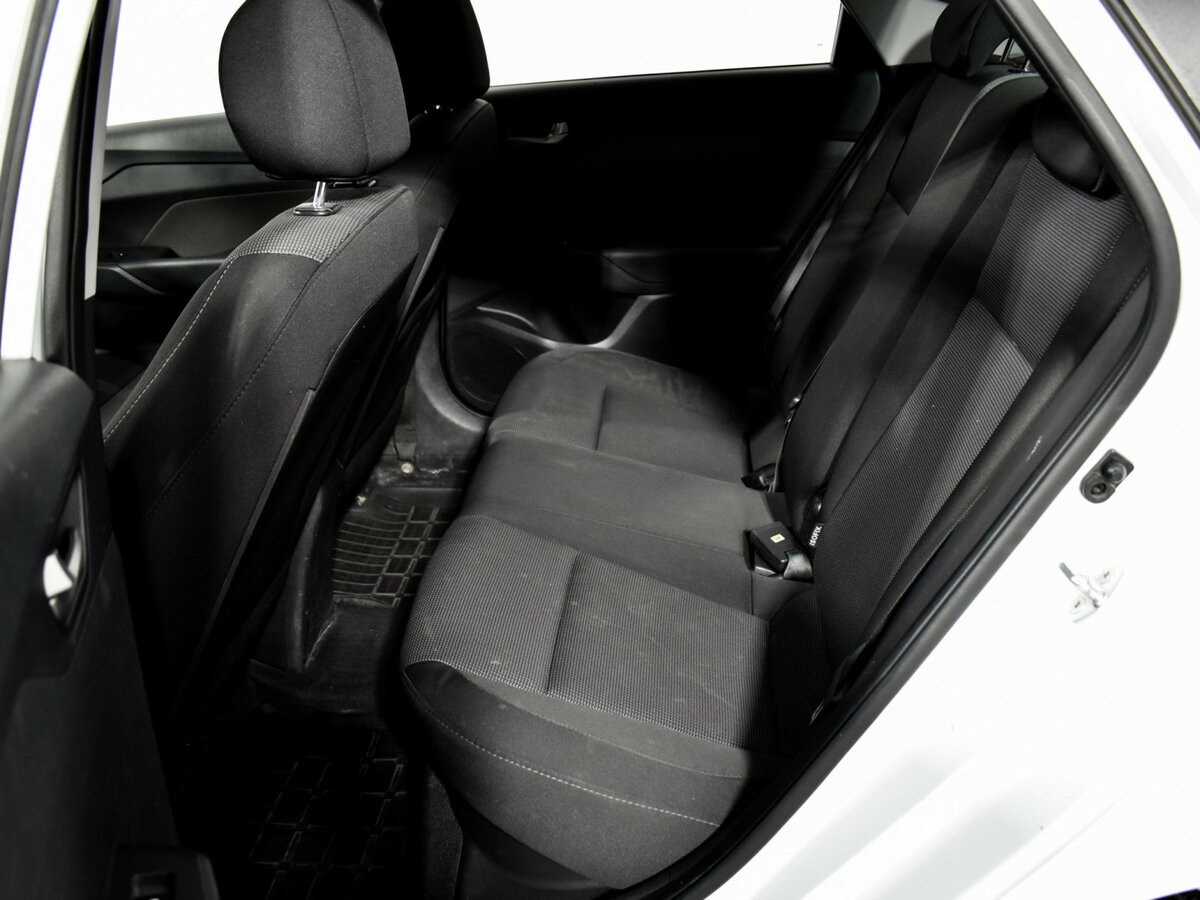 Hyundai Solaris II, 2018 Фото №11
