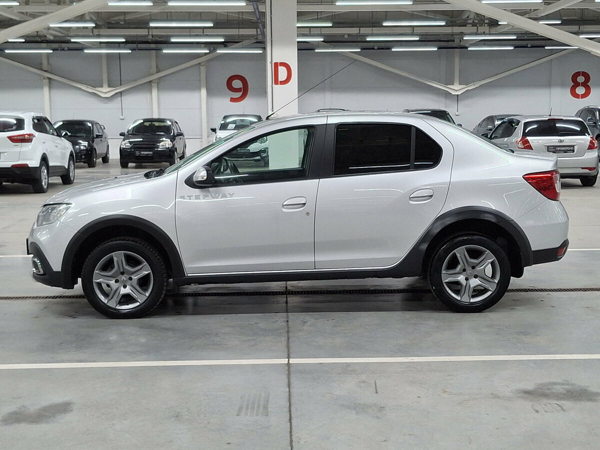 Renault Logan Stepway II Рестайлинг, 2020 Фото №8