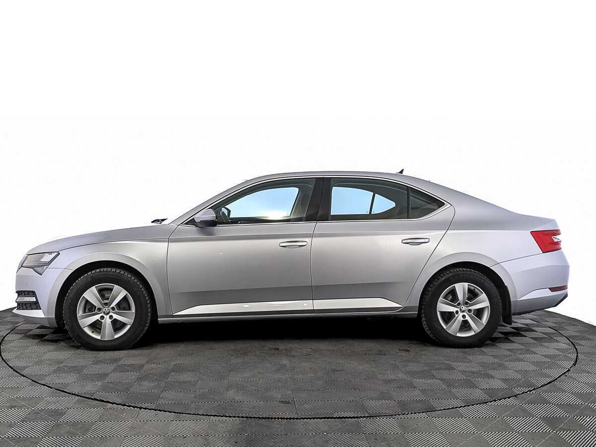 Skoda Superb, 2021 Фото №8