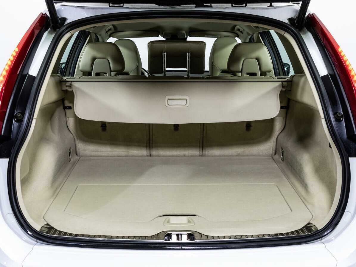 Volvo XC60, 2016 Фото №14