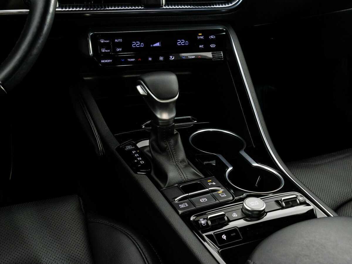 Kia K5, 2020 Фото №17