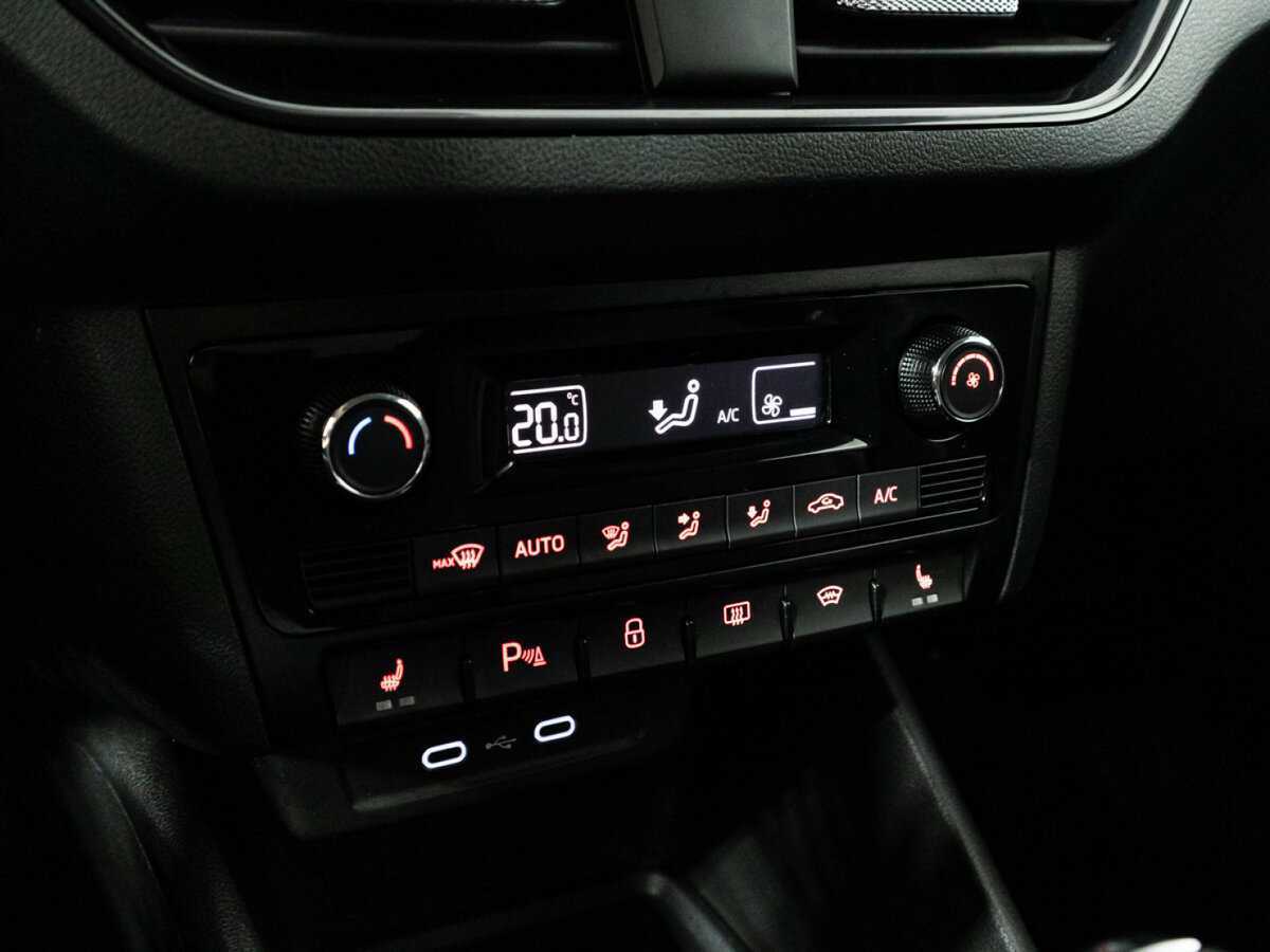 Volkswagen Polo, 2021 Фото №18