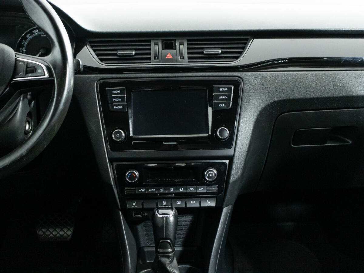 Skoda Rapid, 2018 Фото №13