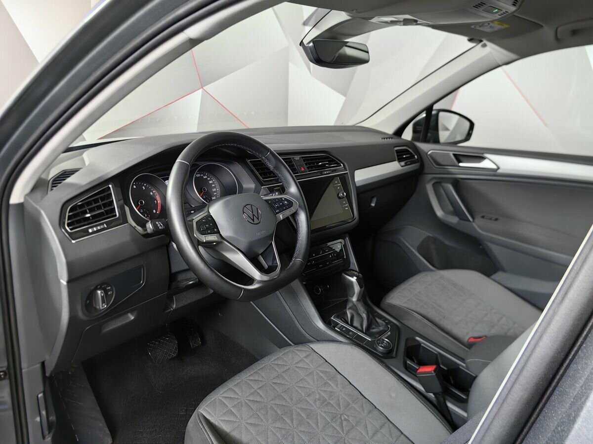 Volkswagen Tiguan, 2021 Фото №14