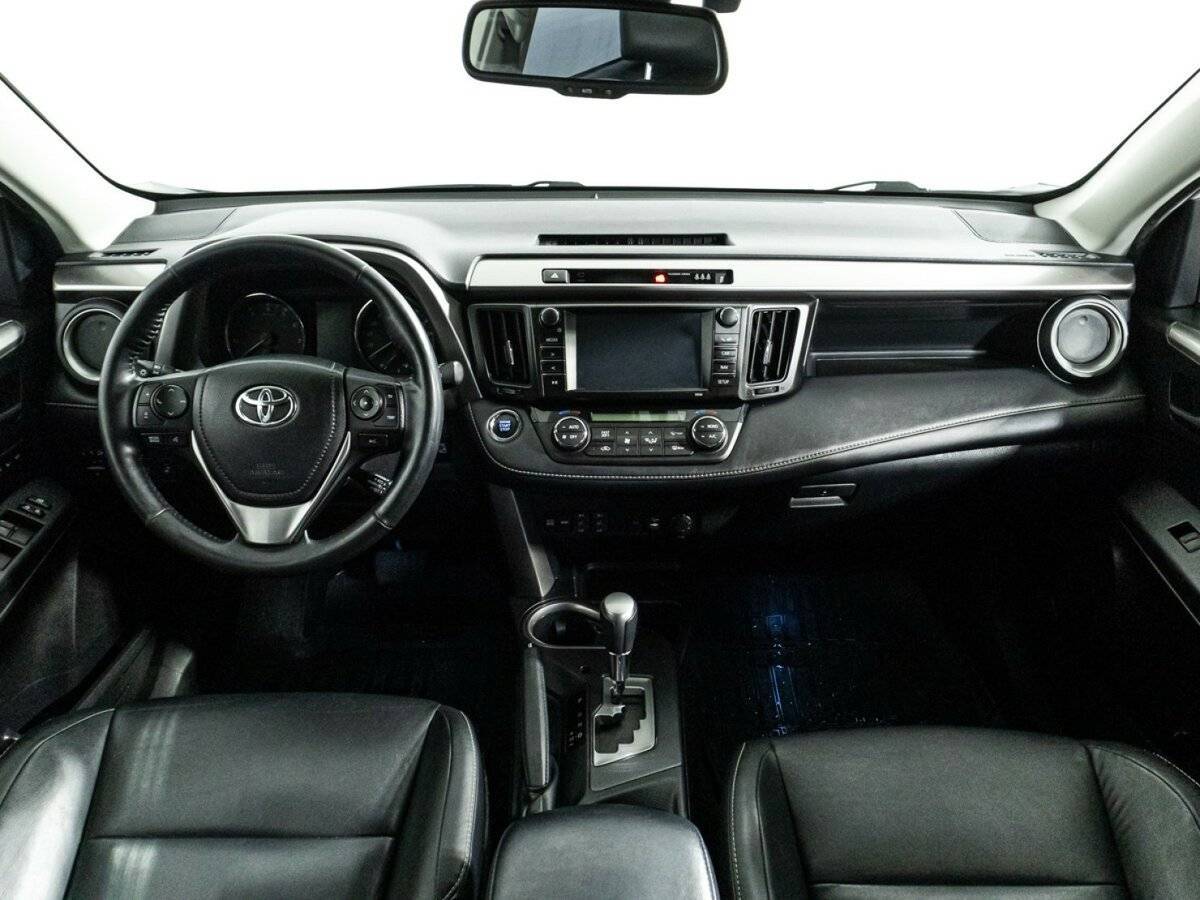 Toyota RAV4, 2018 Фото №13