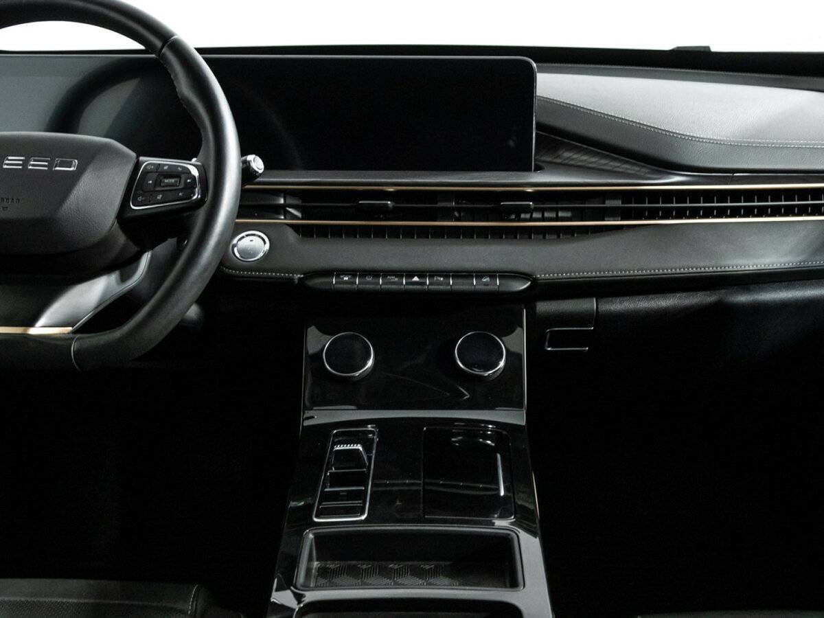 Exeed LX, 2022 Фото №14