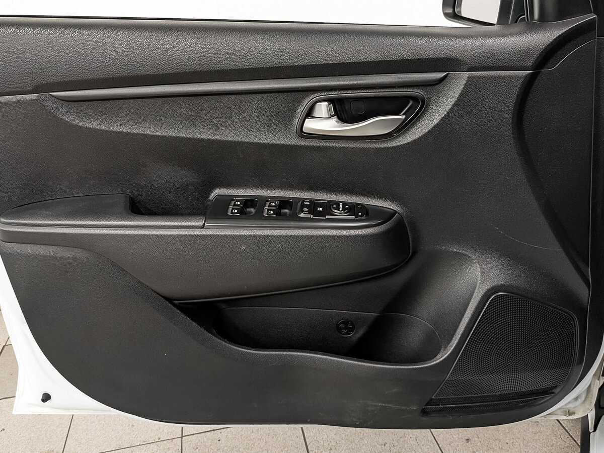 Kia Rio X, 2020 Фото №18