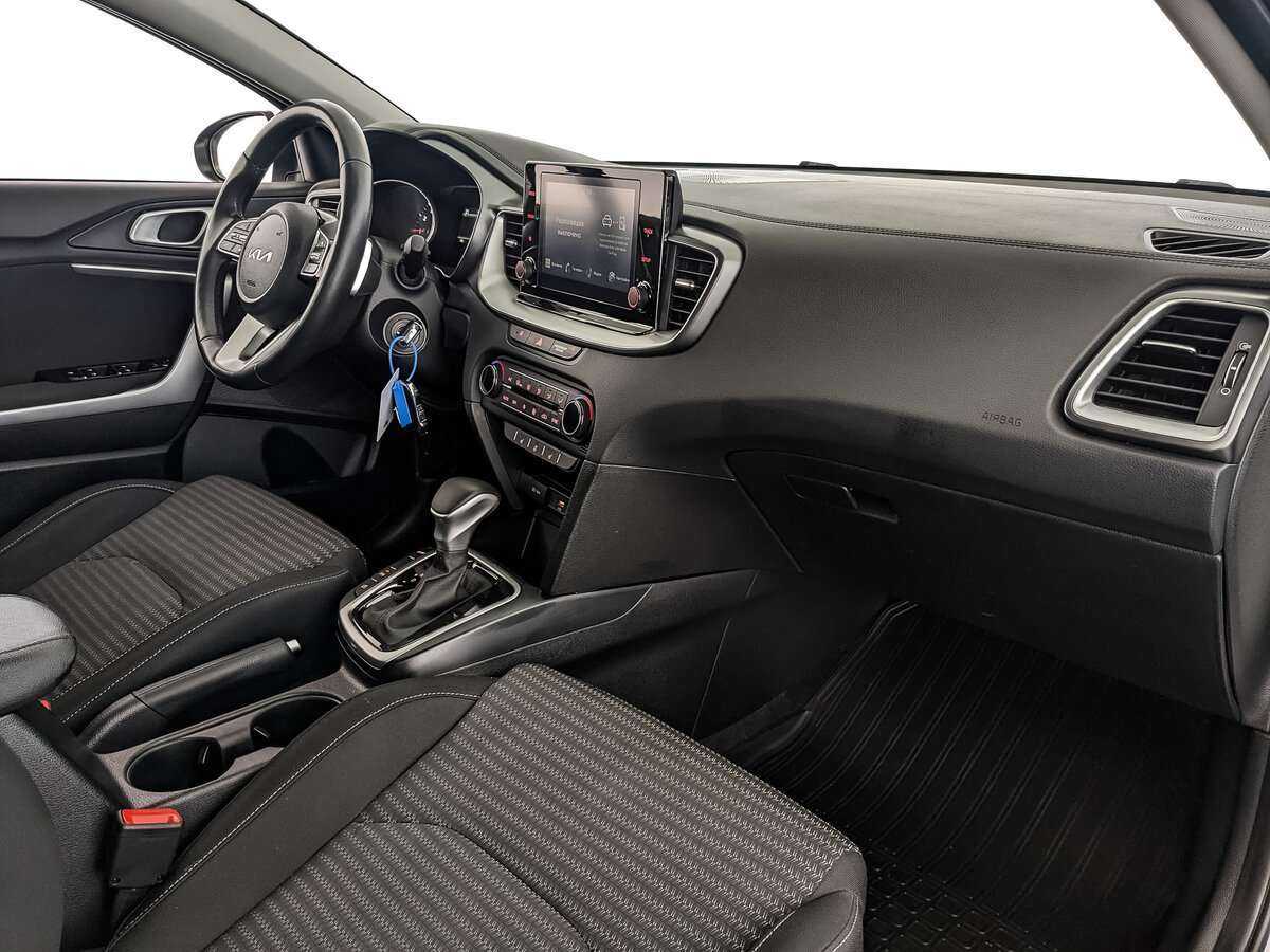 Kia Ceed, 2022 Фото №9