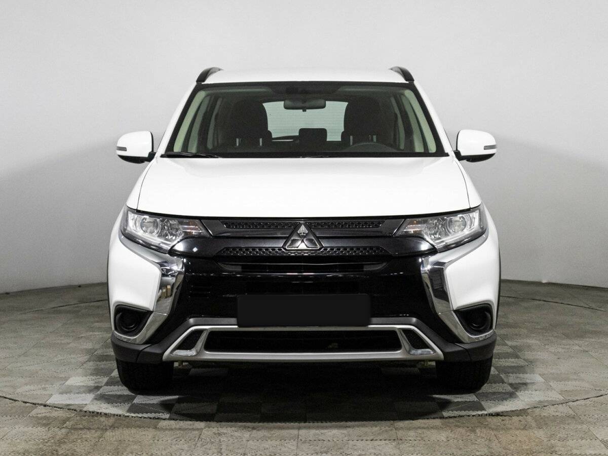 Mitsubishi Outlander, 2022 Фото №2