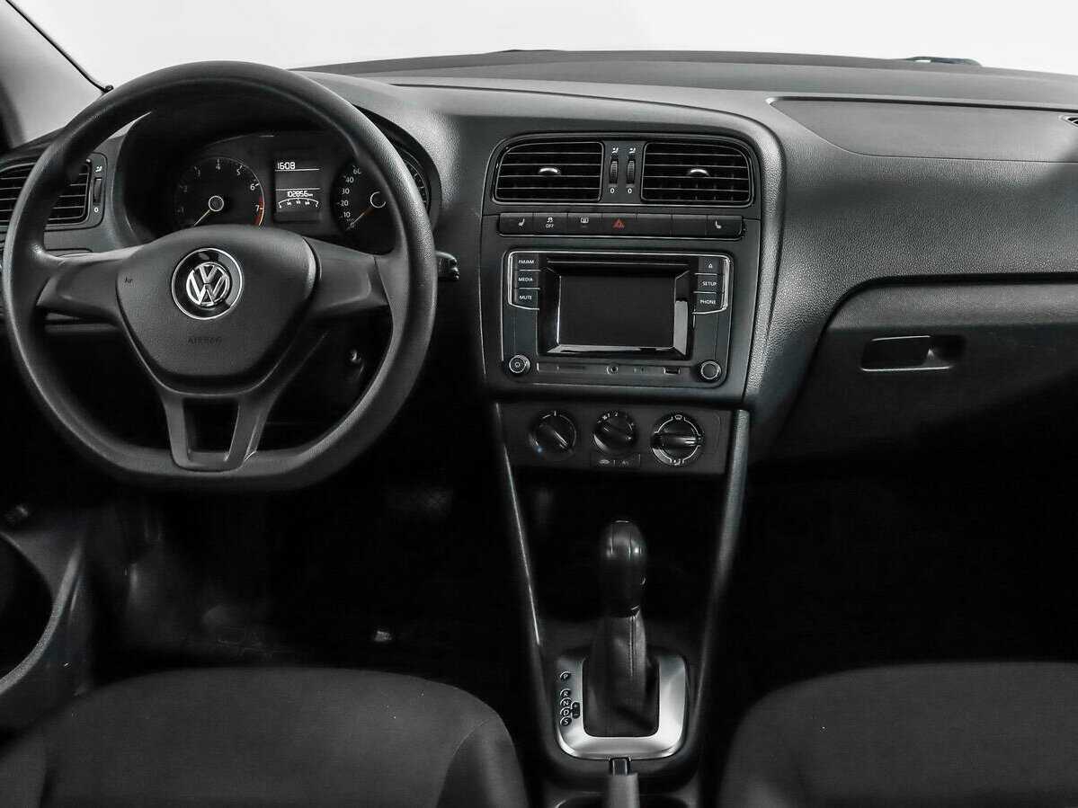 Volkswagen Polo, 2016 Фото №12