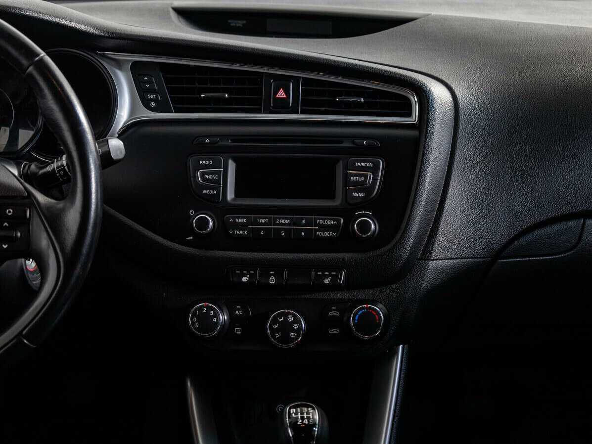 Kia Ceed, 2017 Фото №11