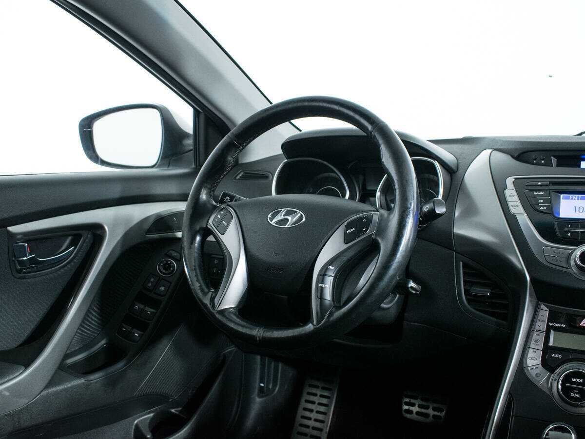 Hyundai Elantra, 2013 Фото №14