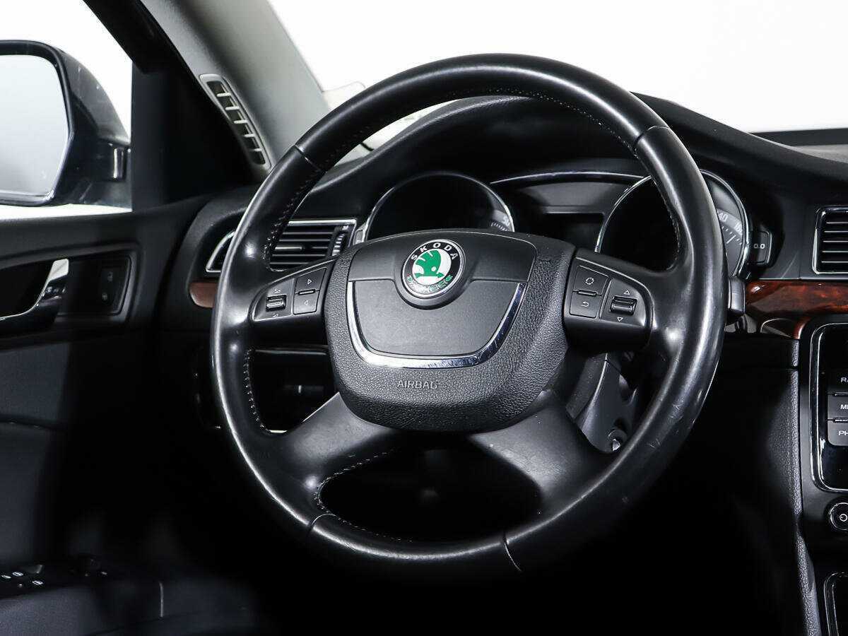 Skoda Superb, 2012 Фото №18