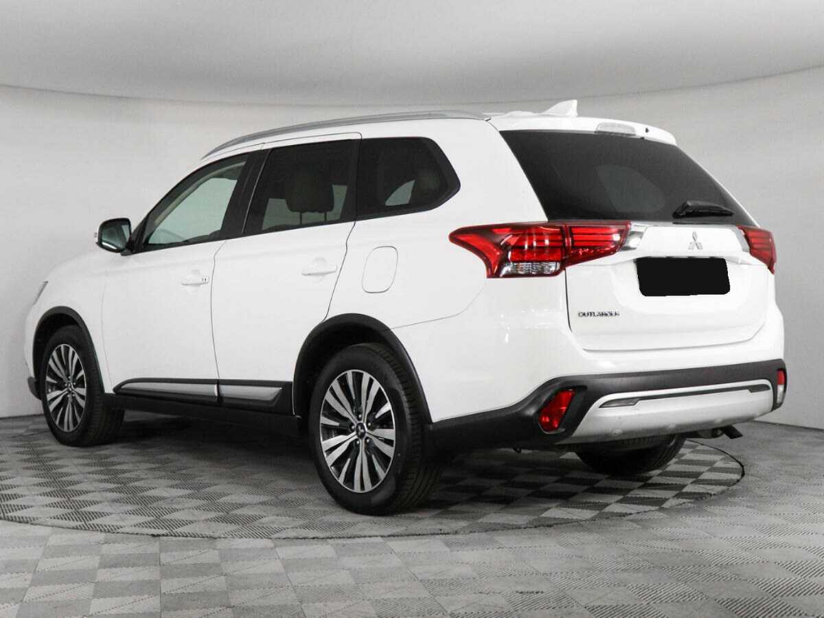 Mitsubishi Outlander, 2021 Фото №7