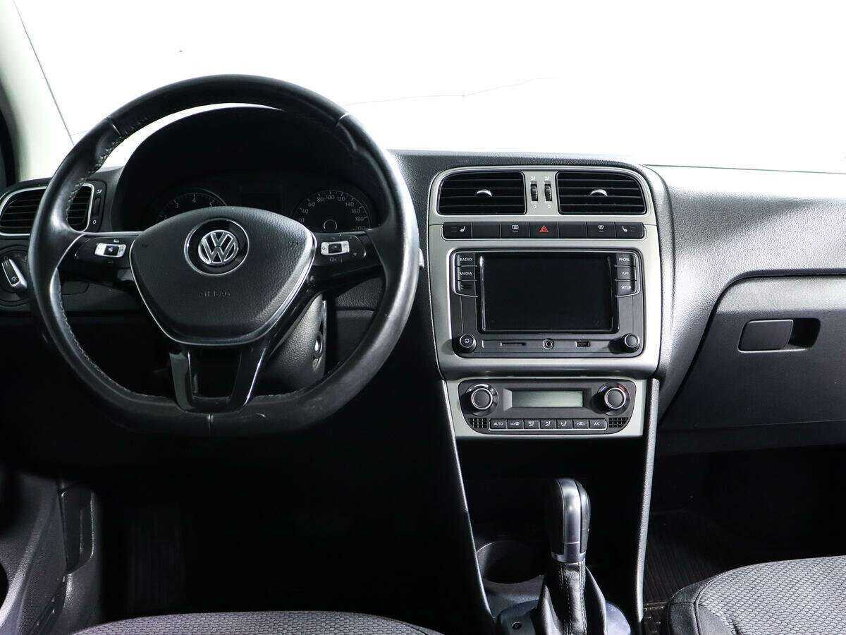 Volkswagen Polo, 2017 Фото №11