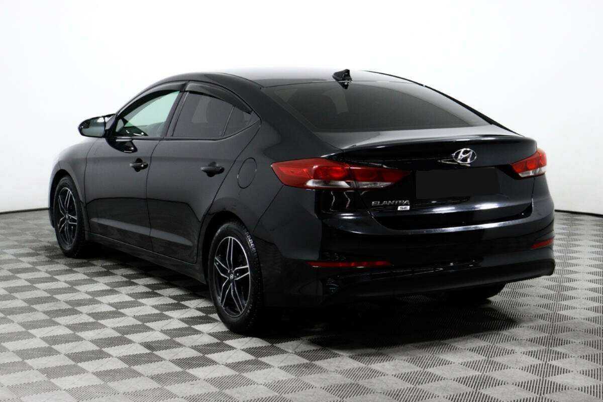 Hyundai Elantra, 2018 Фото №7