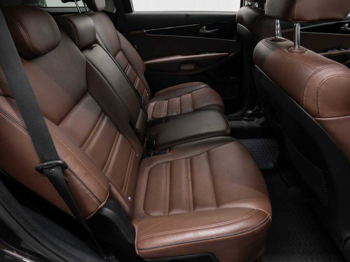 Kia Sorento, 2018 Фото №9