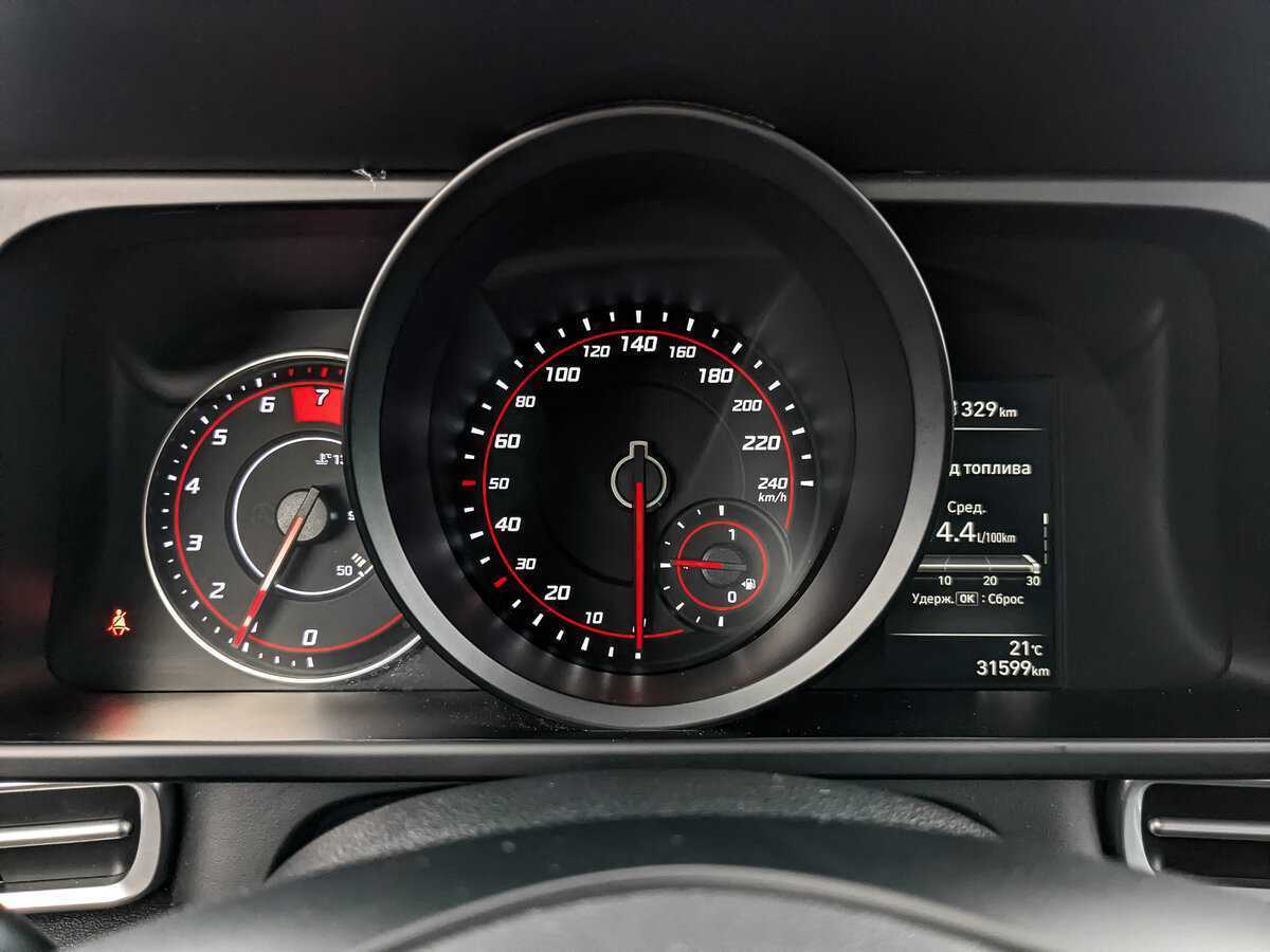 Hyundai Elantra, 2021 Фото №12