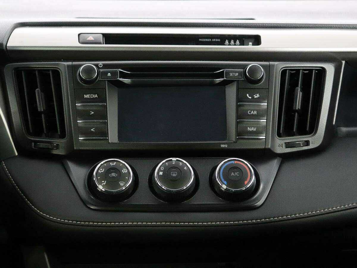 Toyota RAV4, 2016 Фото №12