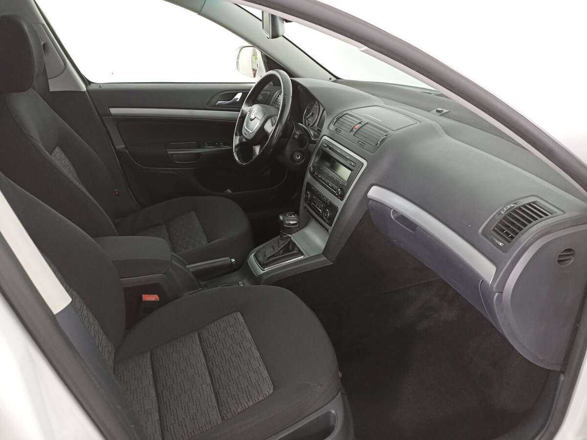 Skoda Octavia, 2012 Фото №11