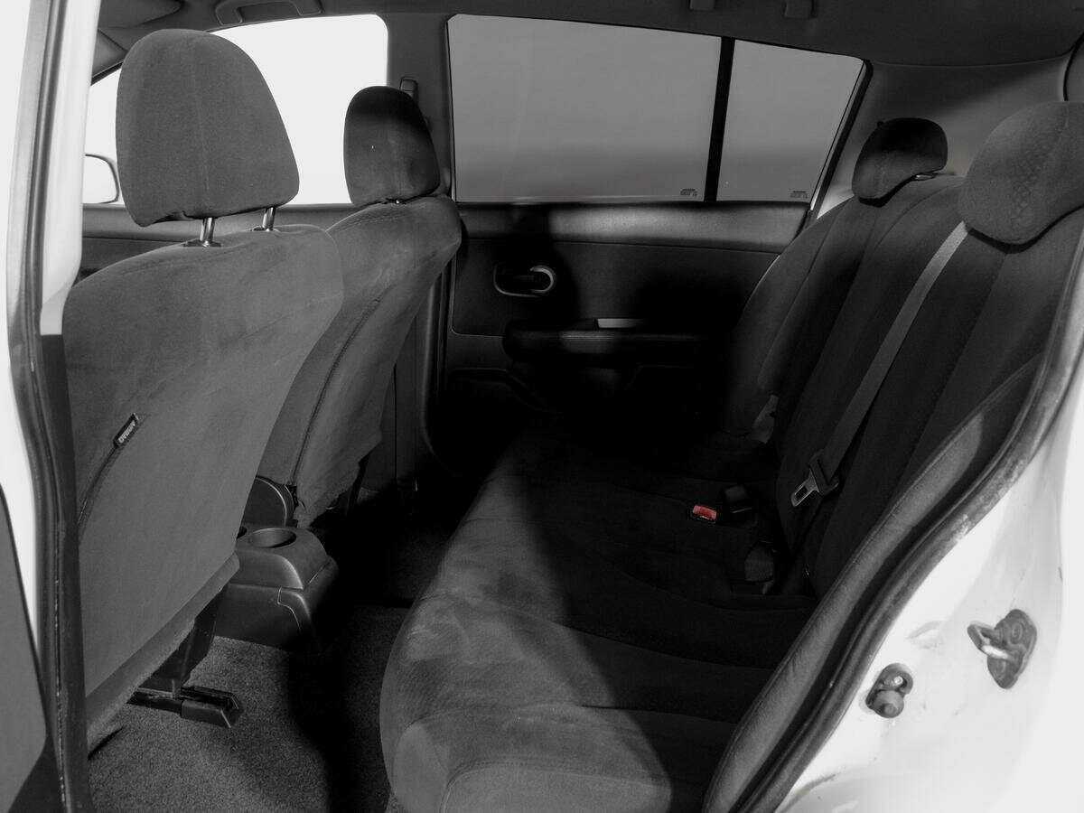 Nissan Tiida, 2013 Фото №9