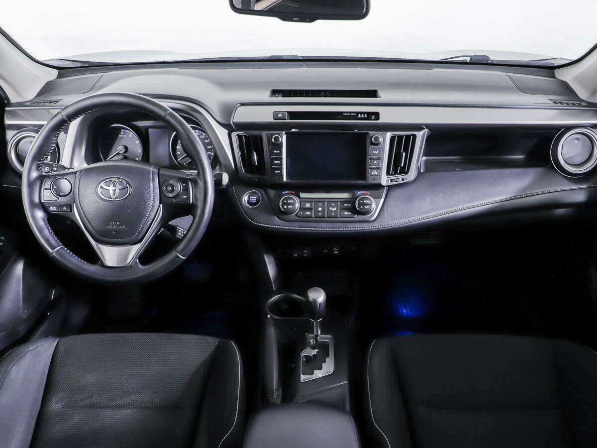 Toyota RAV4, 2017 Фото №11