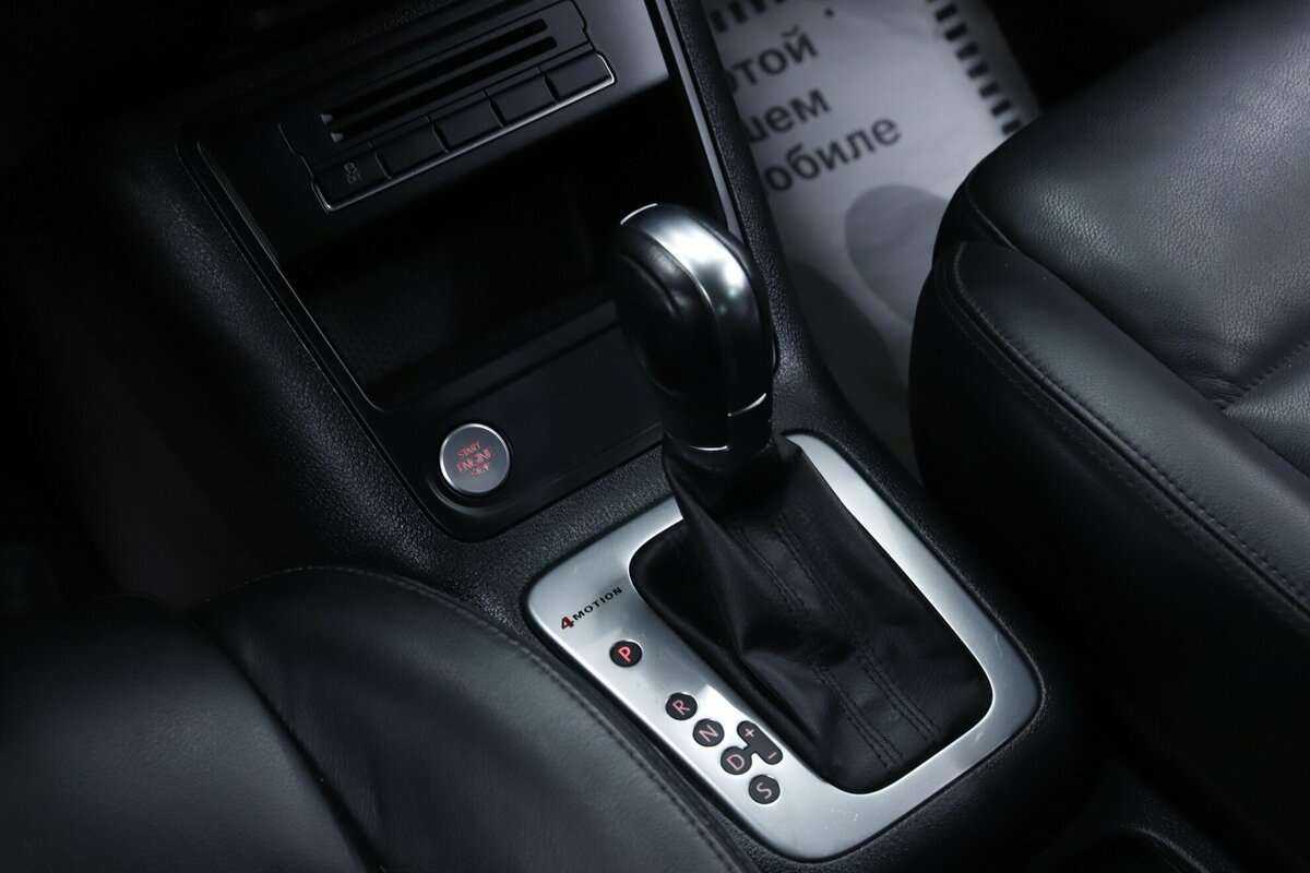 Volkswagen Tiguan, 2015 Фото №14