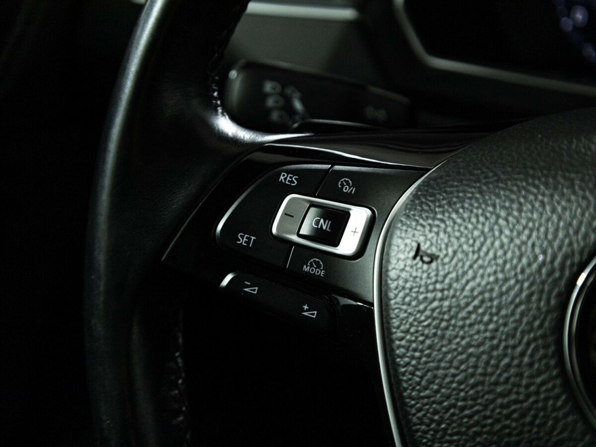 Volkswagen Tiguan II, 2017 Фото №20