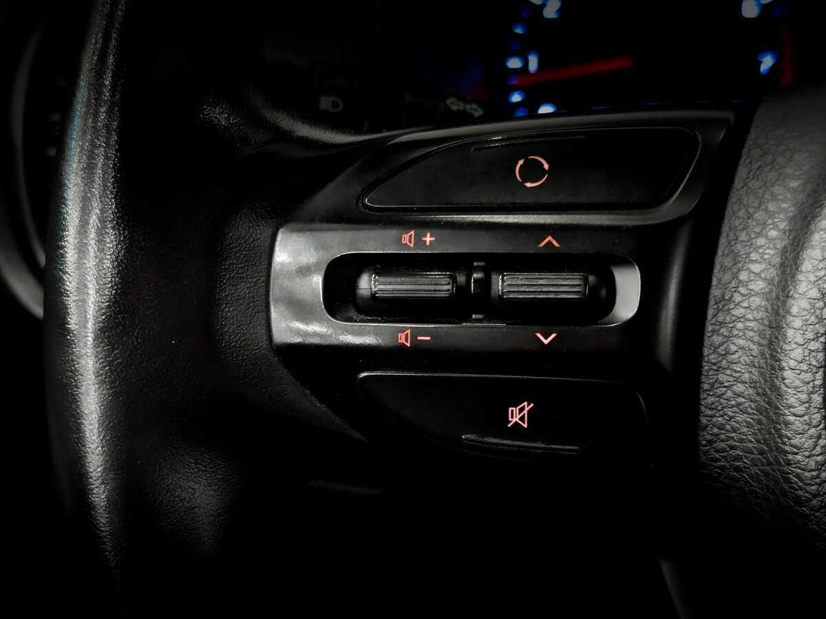 Kia Rio X-Line, 2020 Фото №26