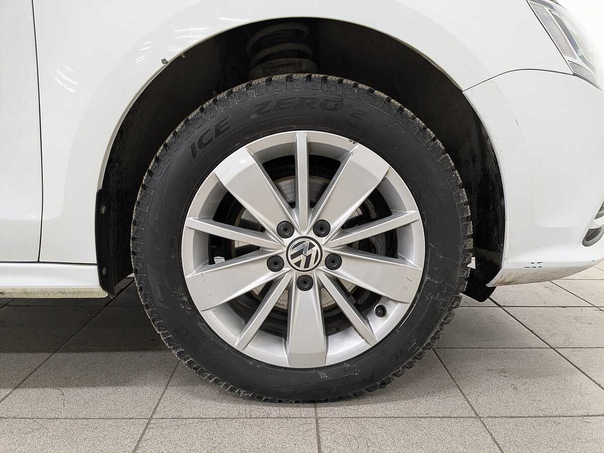 Volkswagen Jetta, 2016 Фото №12