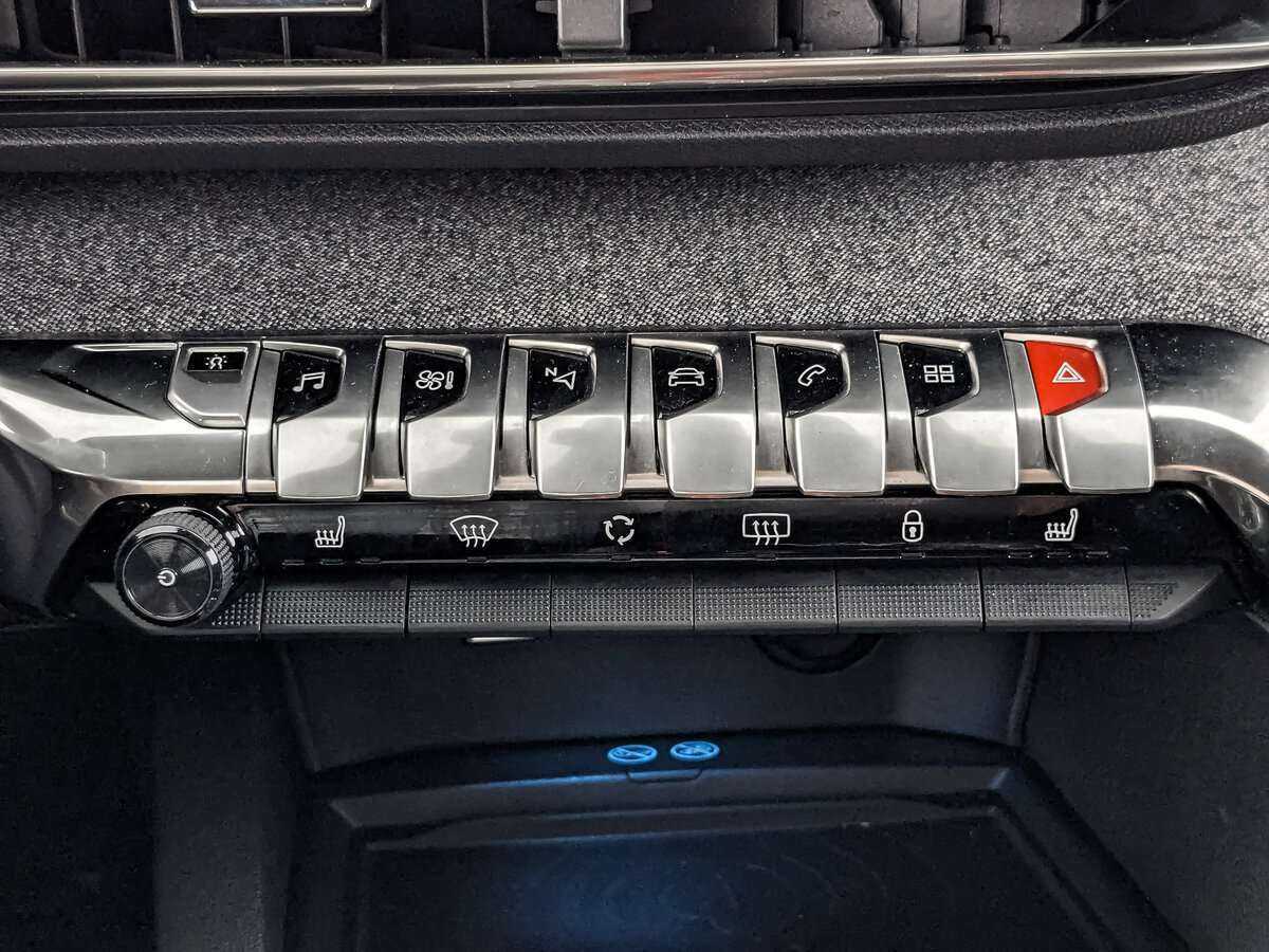 Peugeot 3008, 2018 Фото №22