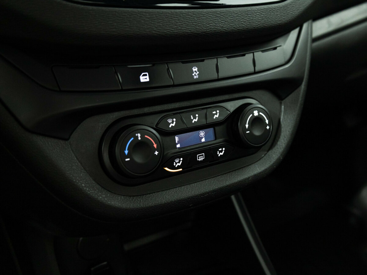 Lada (ВАЗ) Vesta I, 2020 Фото №15