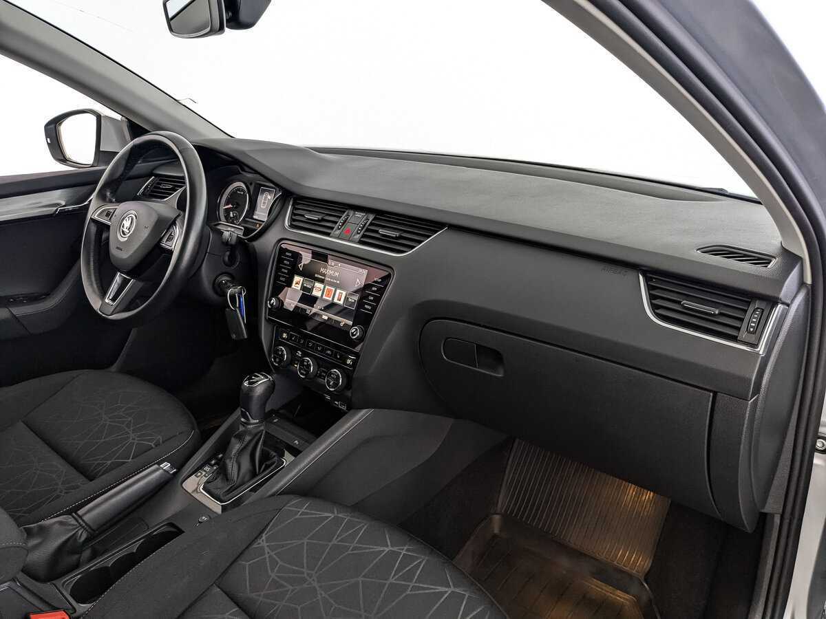 Skoda Octavia, 2020 Фото №9