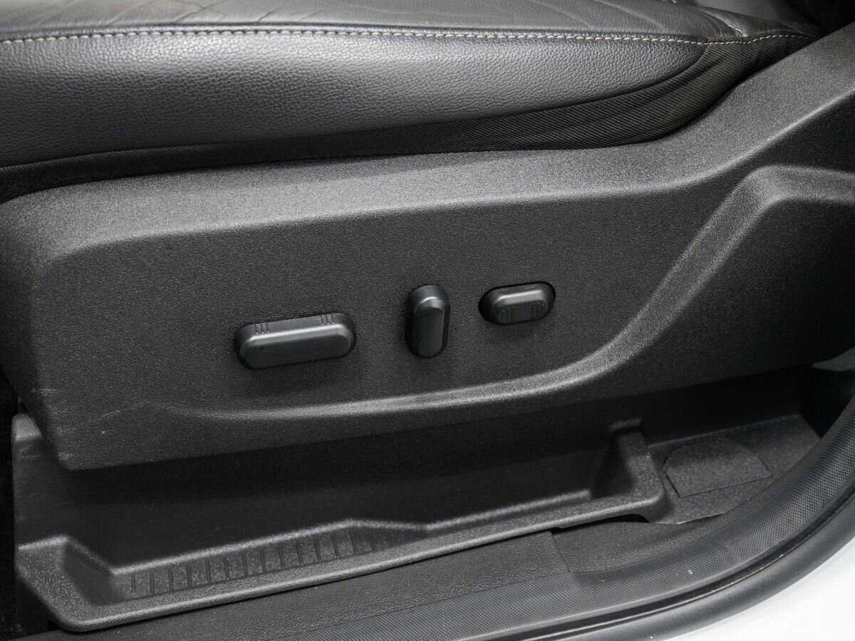 Ford Kuga, 2017 Фото №17