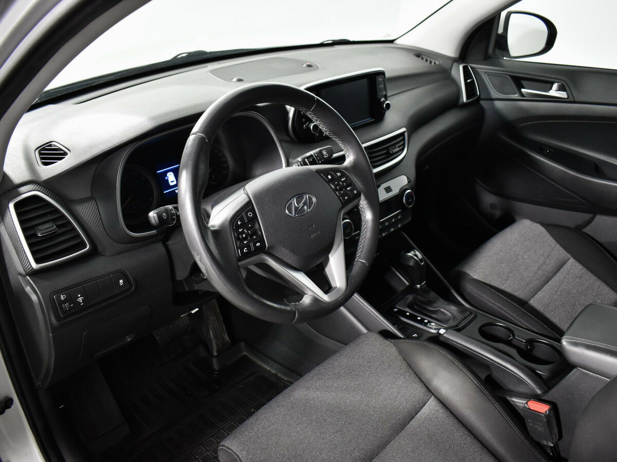 Hyundai Tucson III Рестайлинг, 2019 Фото №9
