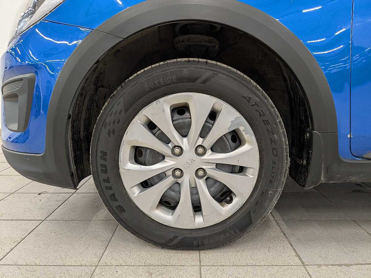 Kia Rio X-Line, 2020 Фото №11