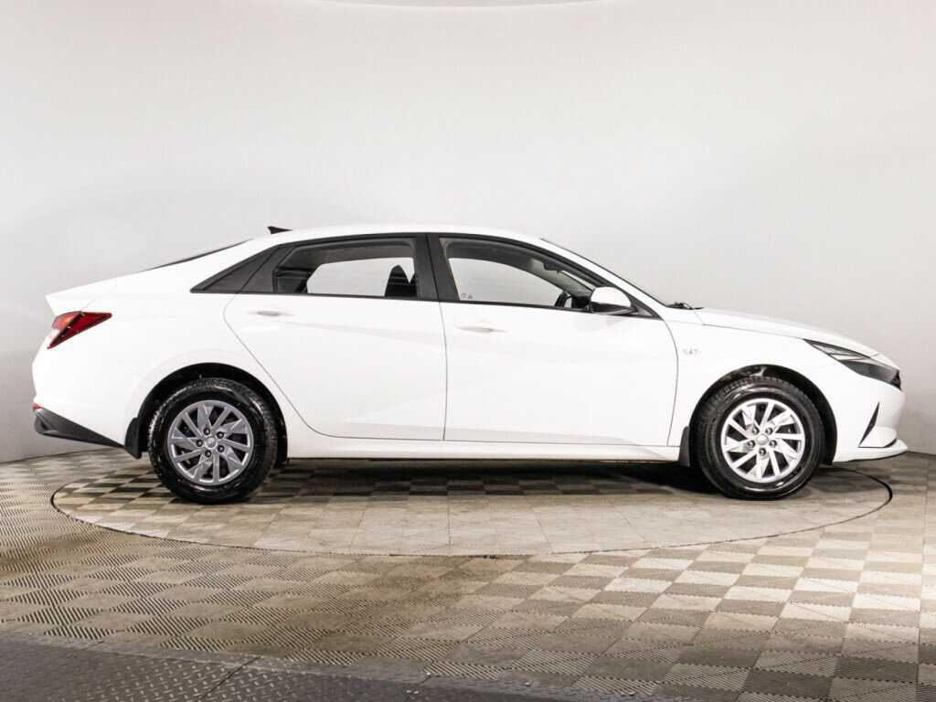 Hyundai Elantra, 2021 Фото №4