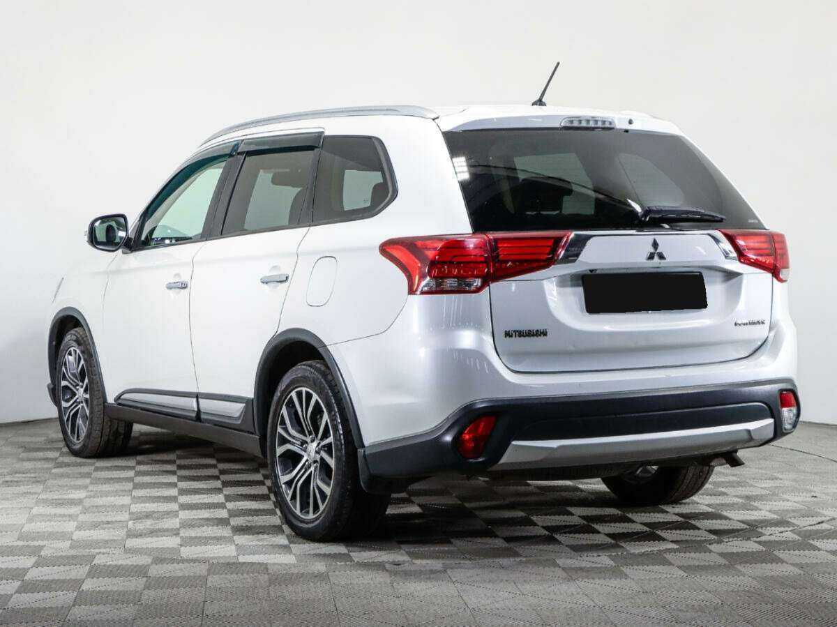 Mitsubishi Outlander, 2016 Фото №7