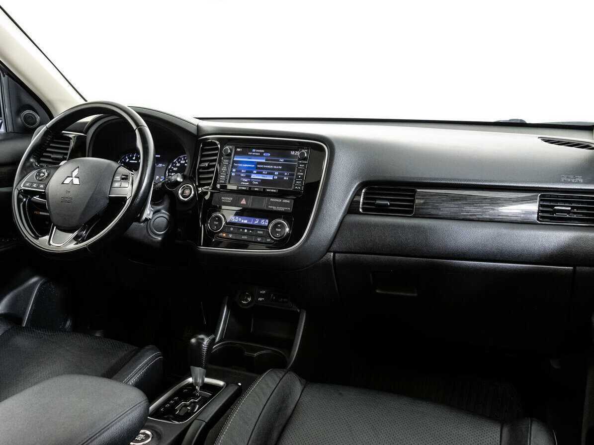 Mitsubishi Outlander, 2016 Фото №9