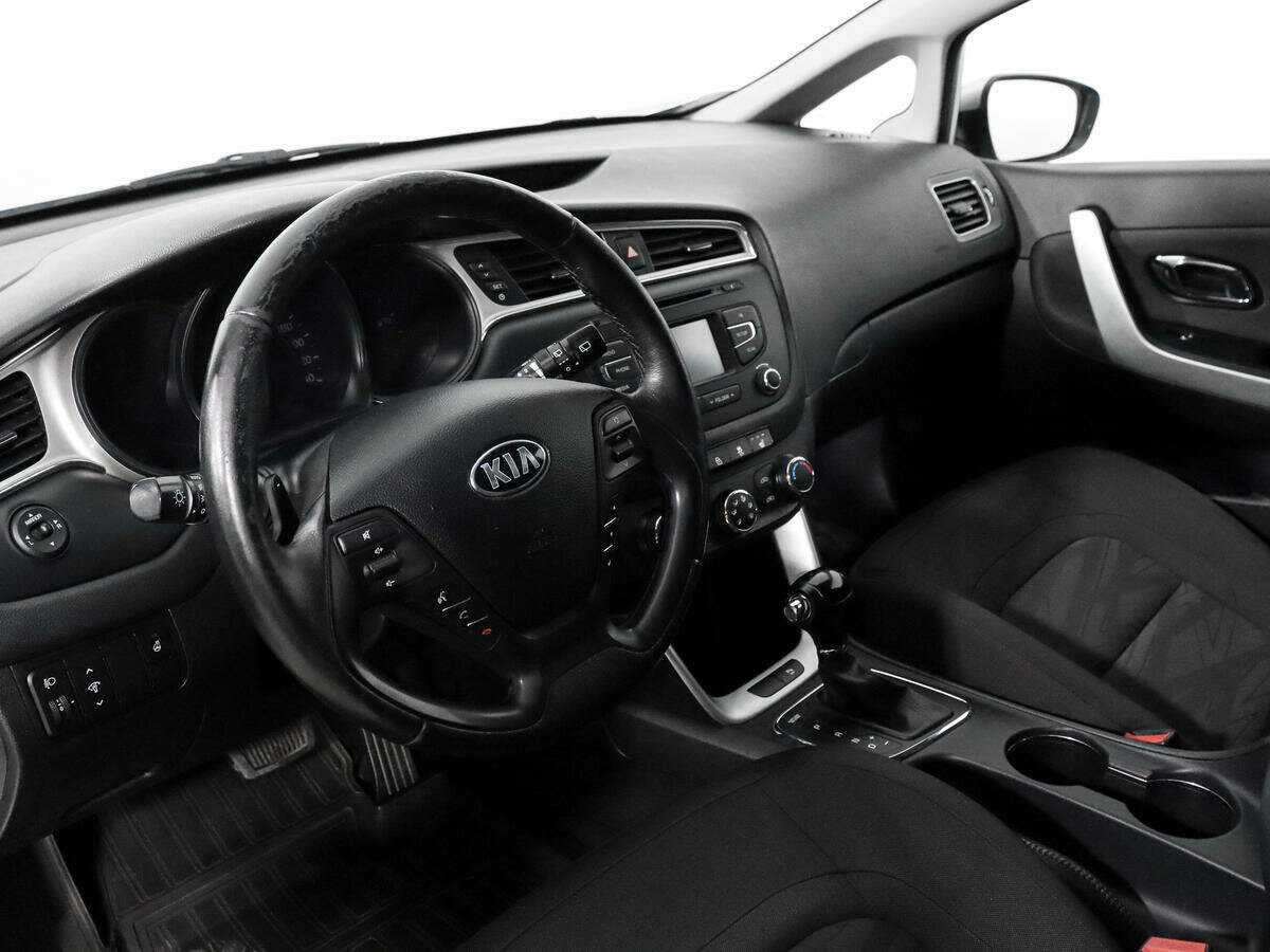 Kia Ceed, 2016 Фото №9