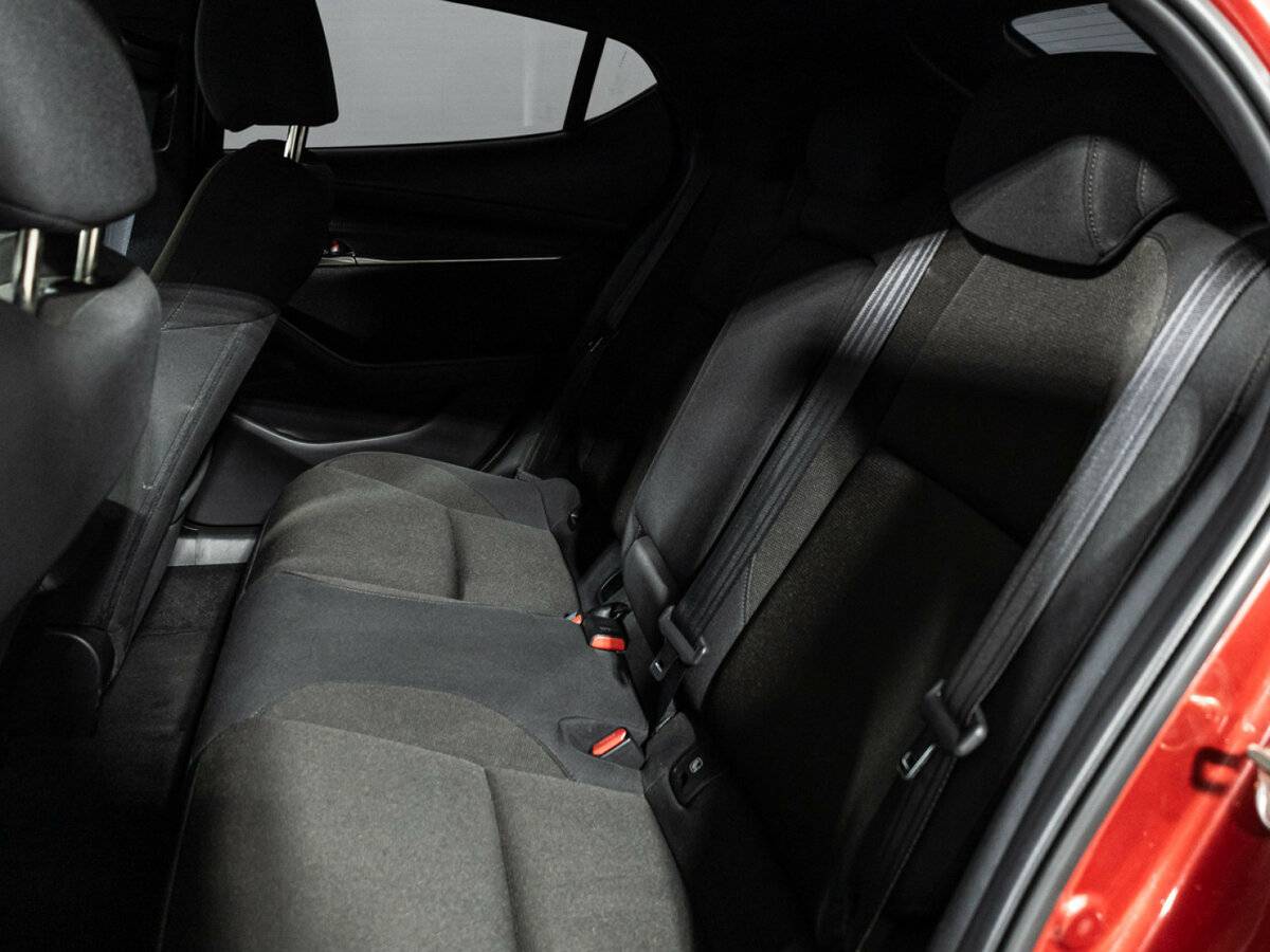 Mazda 3 IV (BP), 2019 Фото №10