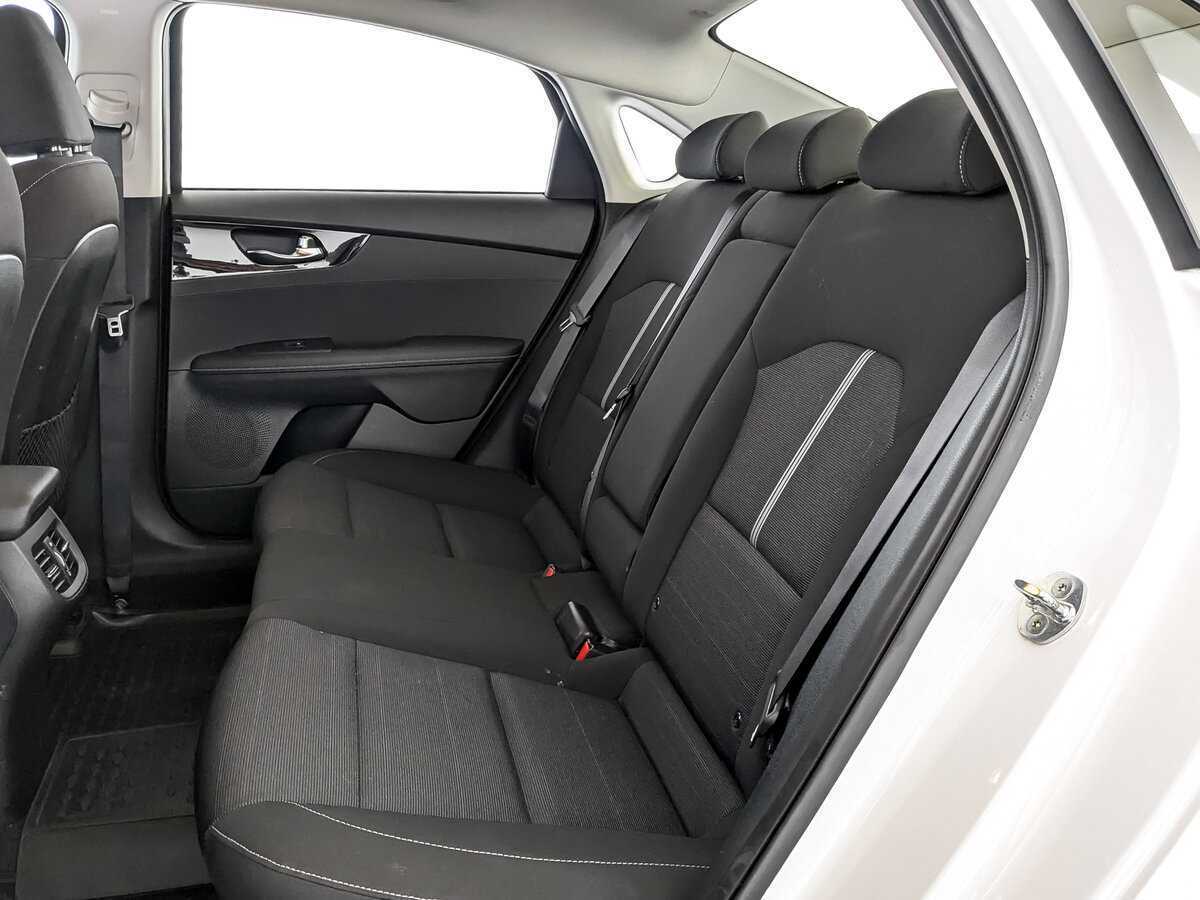 Kia Cerato, 2020 Фото №12
