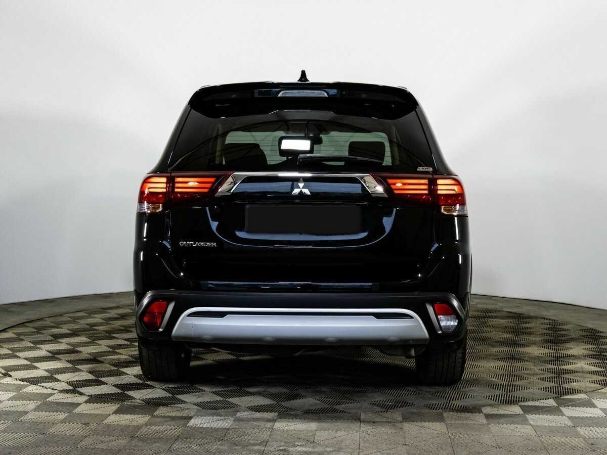 Mitsubishi Outlander, 2021 Фото №6