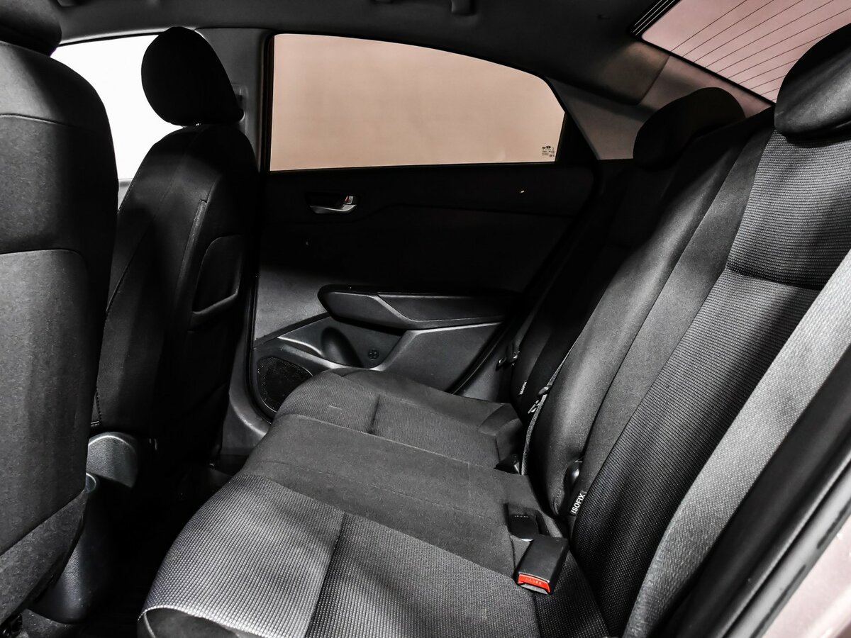 Hyundai Solaris II Рестайлинг, 2020 Фото №10