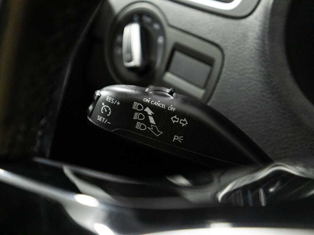 Volkswagen Polo, 2018 Фото №17